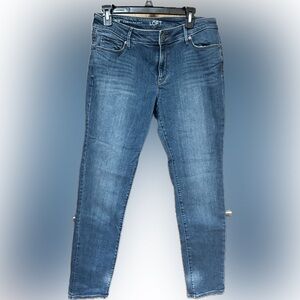Ann Taylor LOFT Curvy Skinny Jeans